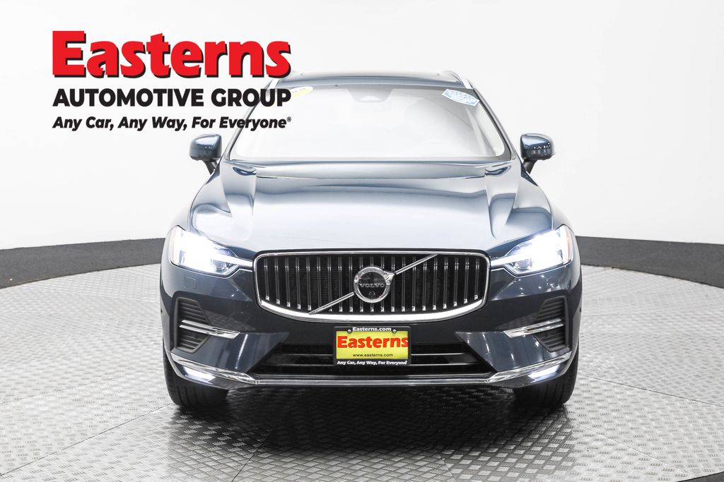 2022 Volvo XC60 Inscription photo 2
