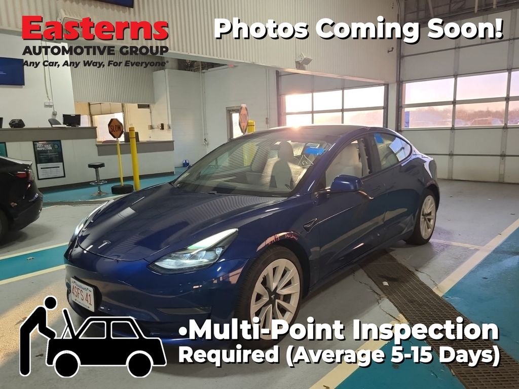 2021 Tesla Model 3 Base's photo