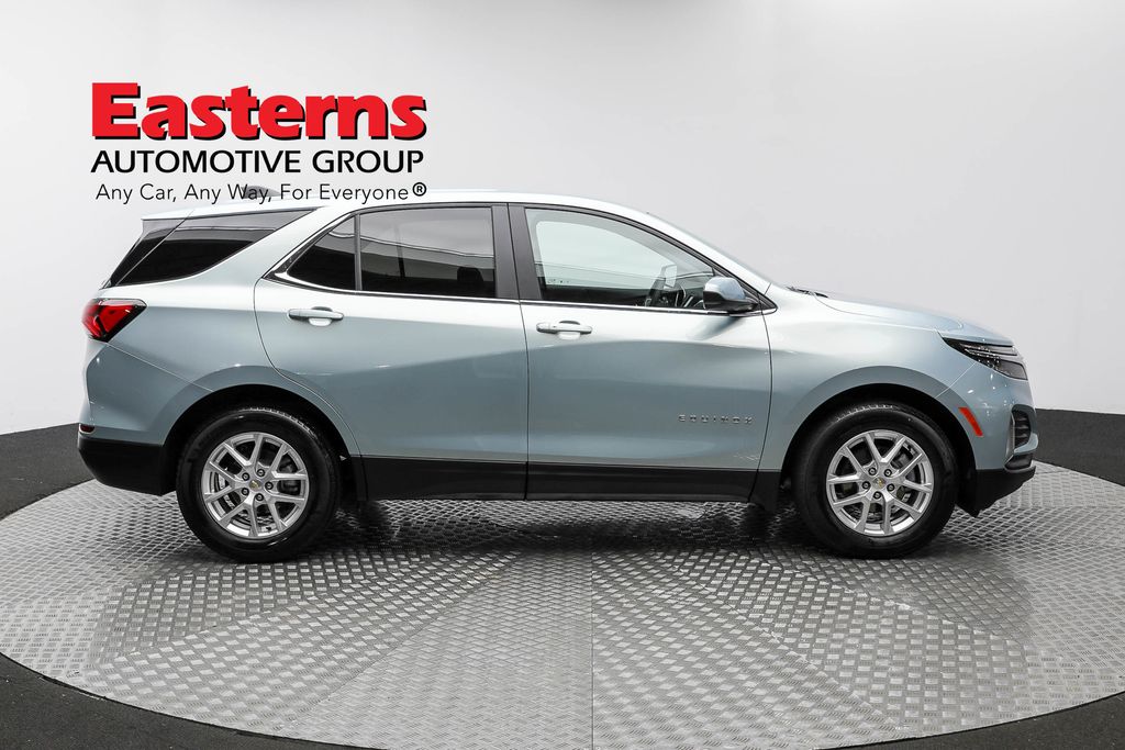 2022 Chevrolet Equinox LT photo 4