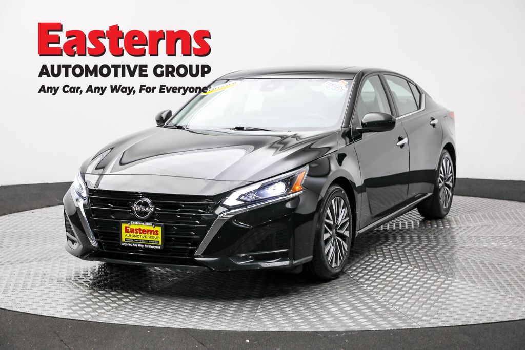 2023 Nissan Altima SV