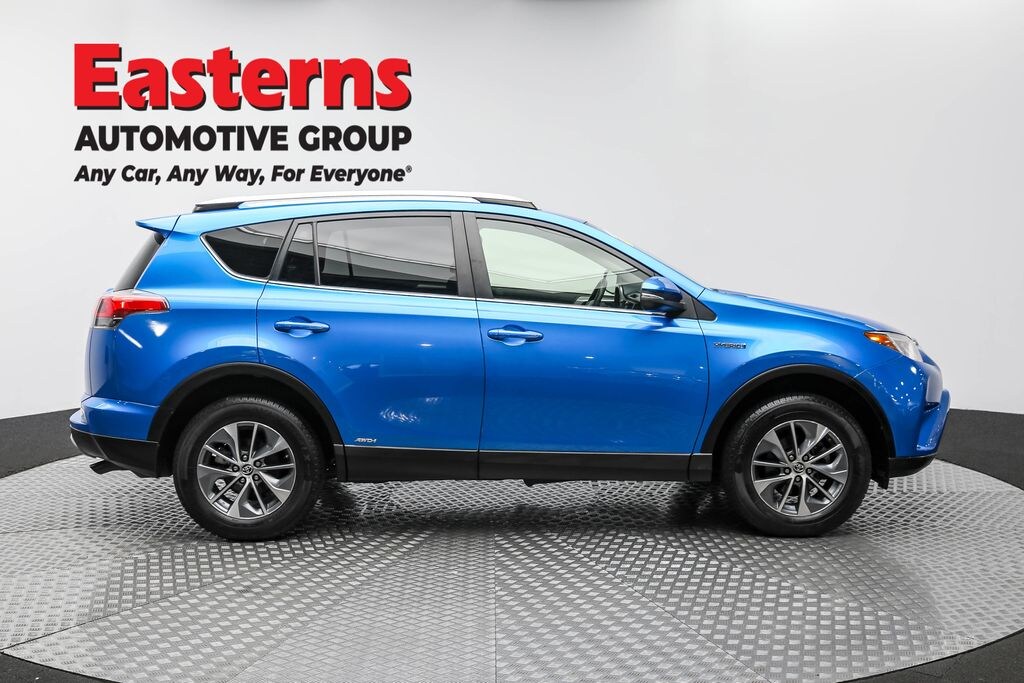 Used 2017 Toyota RAV4 Hybrid XLE SUV