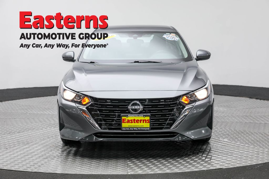 2024 Nissan Sentra SV photo 2