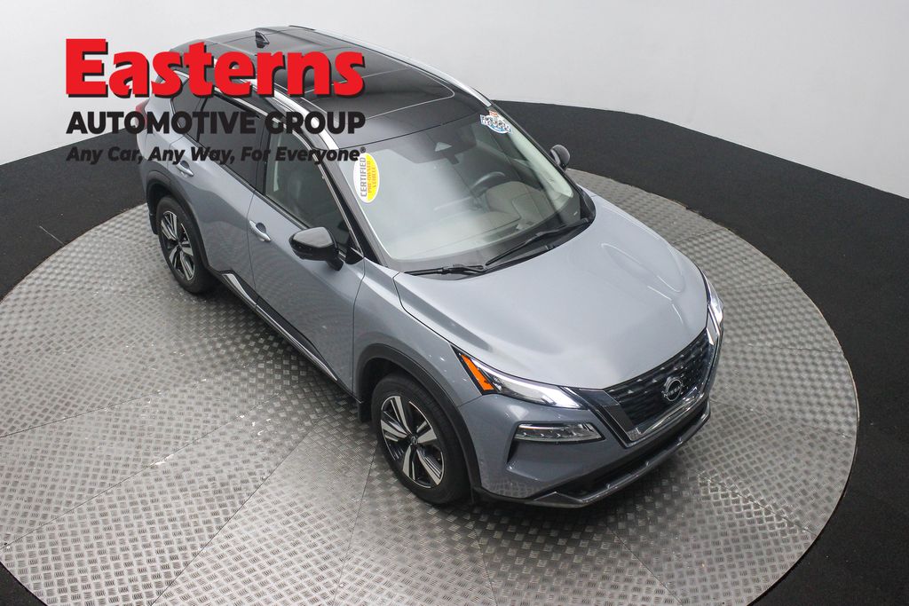 2023 Nissan Rogue SL photo 3