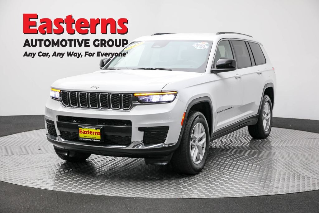 Used 2023 Jeep Grand Cherokee L Laredo SUV