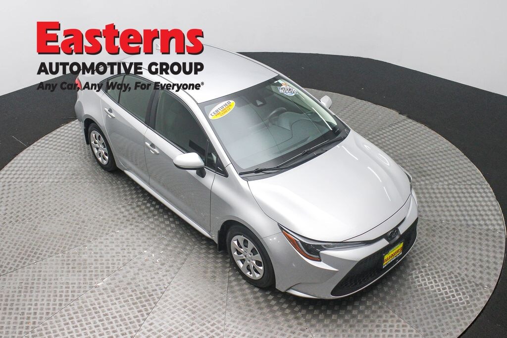 Used 2022 Toyota Corolla LE Sedan