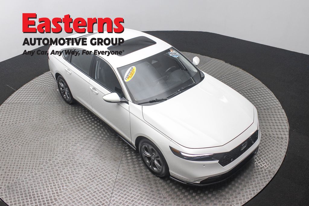 2023 Honda Accord Hybrid EX-L photo 3