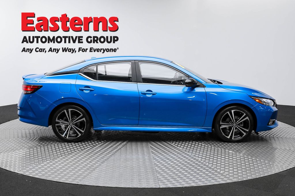 2023 Nissan Sentra SR photo 4