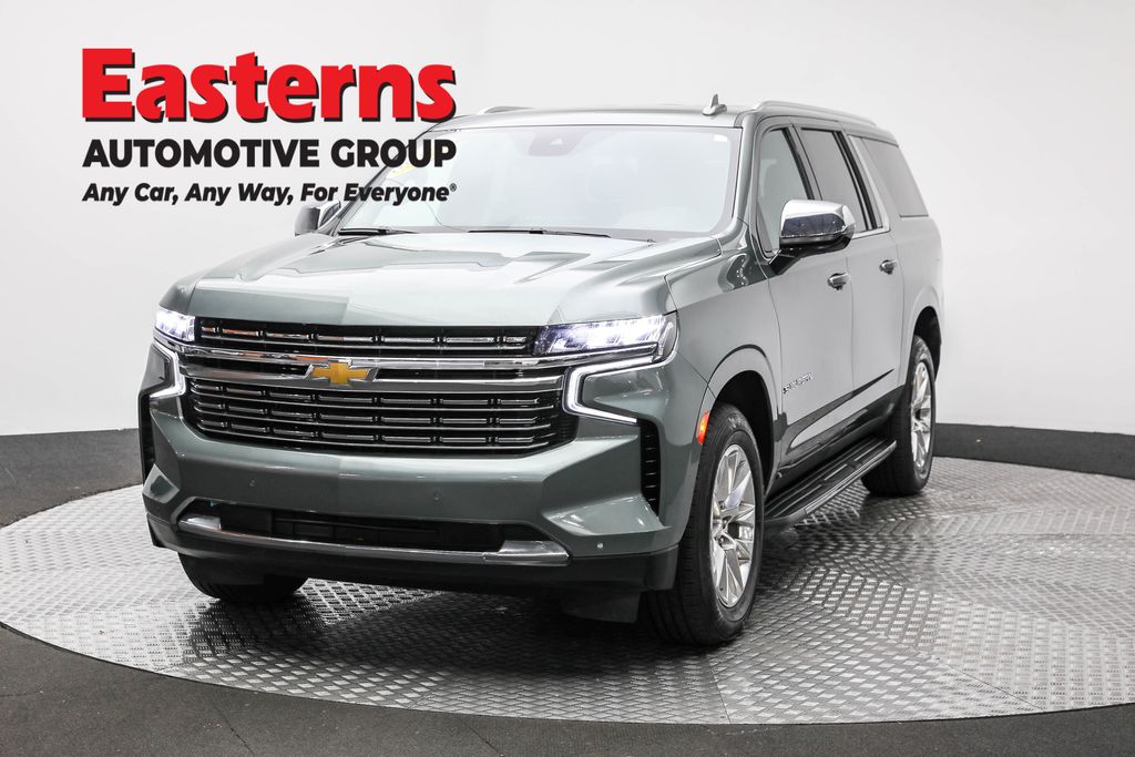 2023 Chevrolet Suburban Premier's photo