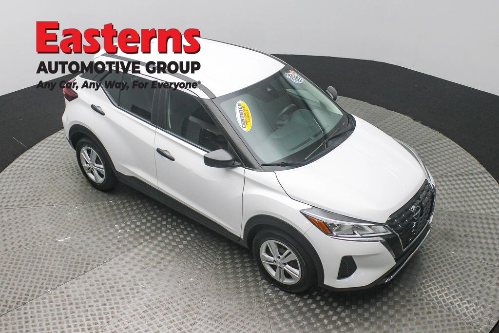 Used 2022 Nissan Kicks S SUV