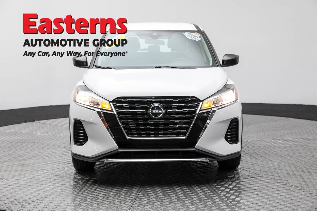 Used 2022 Nissan Kicks S SUV