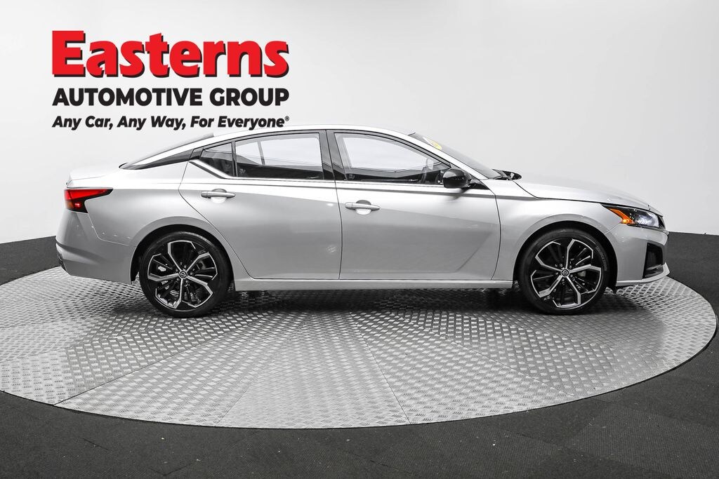 Used 2024 Nissan Altima 2.5 SR Sedan