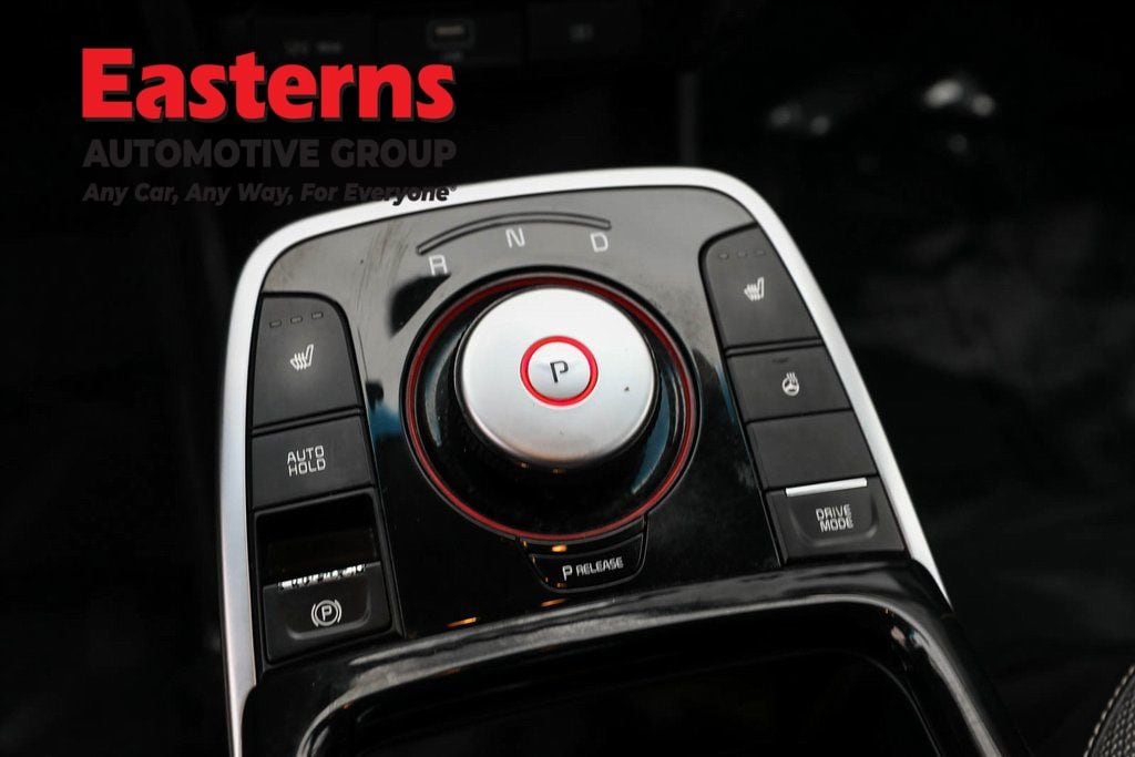 2020 Kia Niro EX - Photo 12