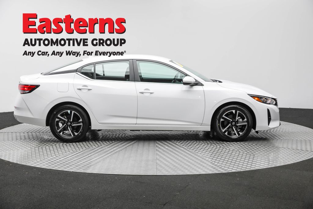 2024 Nissan Sentra SV photo 4