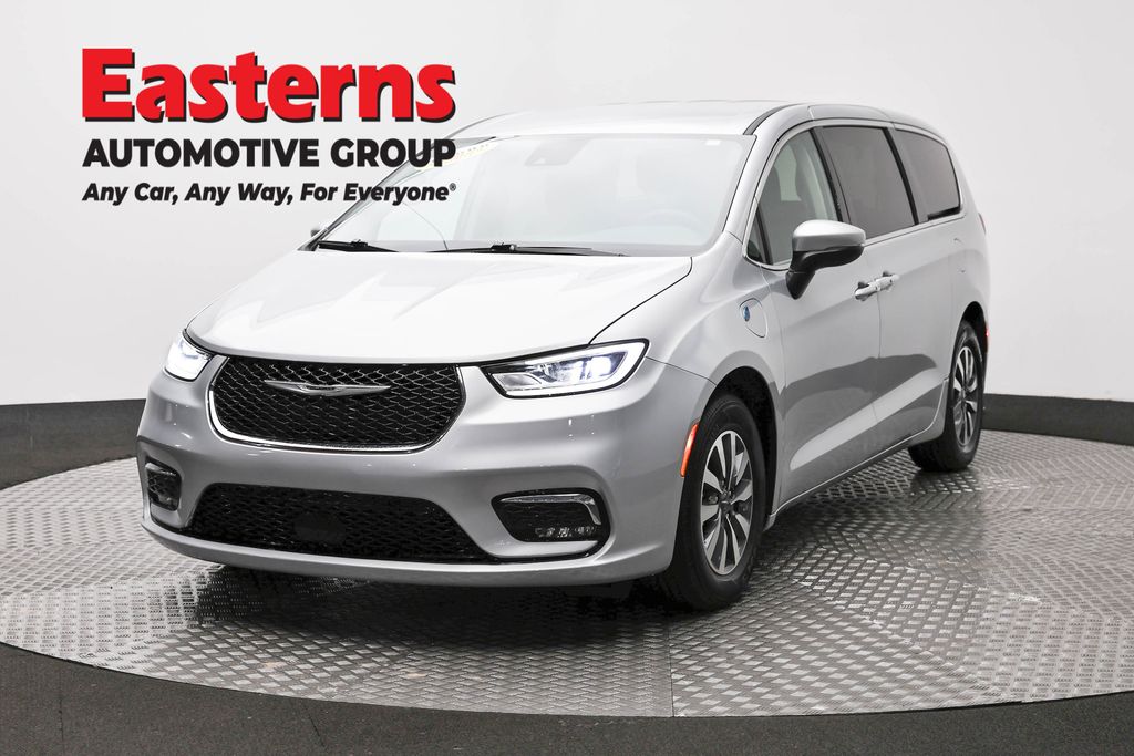 2023 Chrysler Pacifica Hybrid