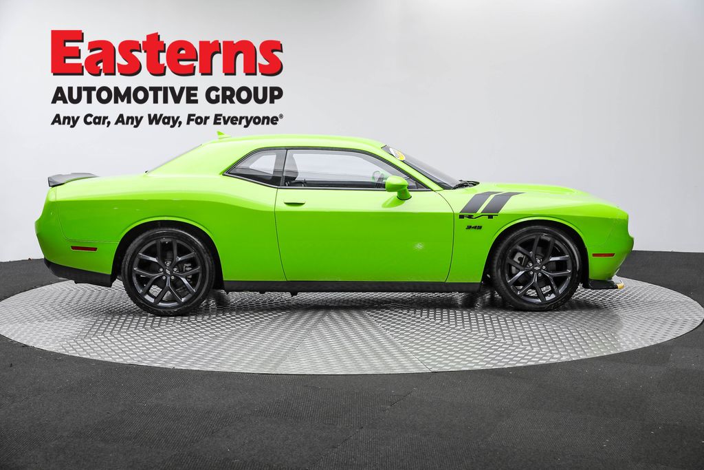 2023 Dodge Challenger R/T photo 4
