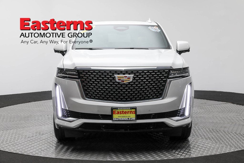 2023 Cadillac Escalade Premium Luxury photo 2