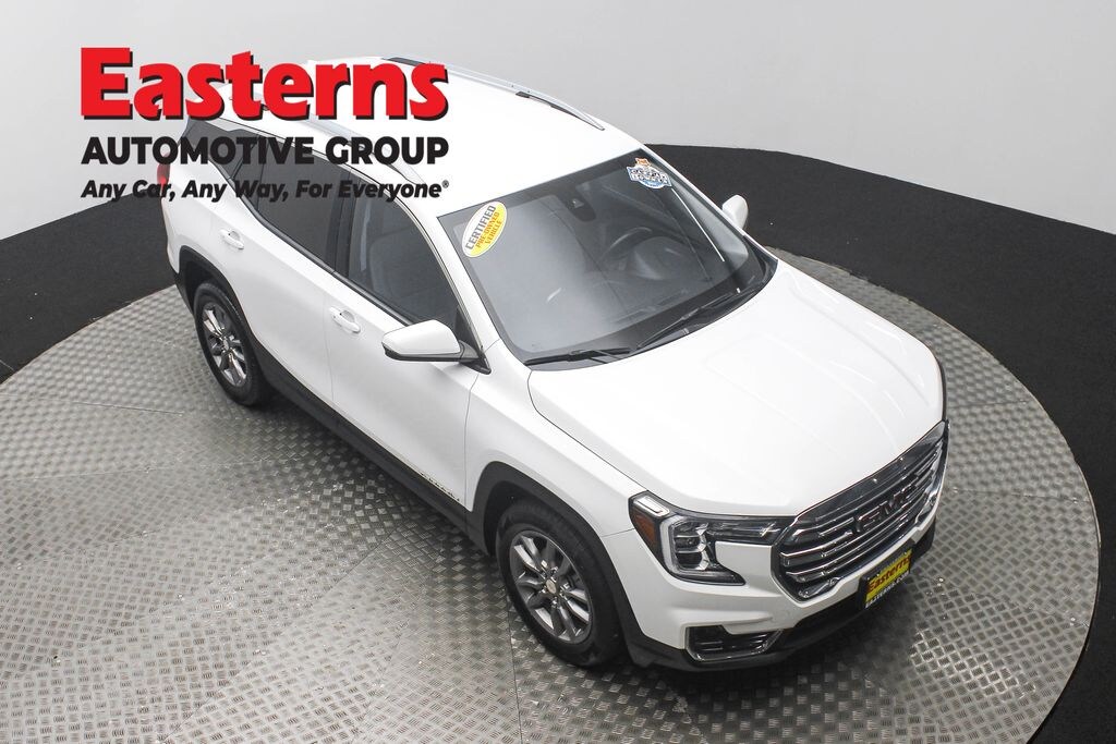 Used 2023 GMC Terrain SLT SUV