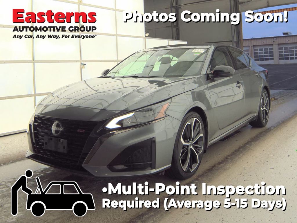2023 Nissan Altima SR