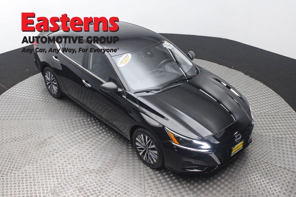 Used 2024 Nissan Altima 2.5 SV Sedan