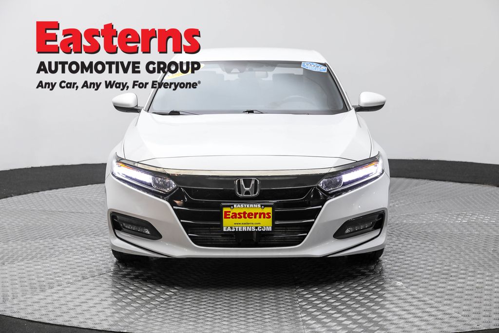2019 Honda Accord Sport photo 2