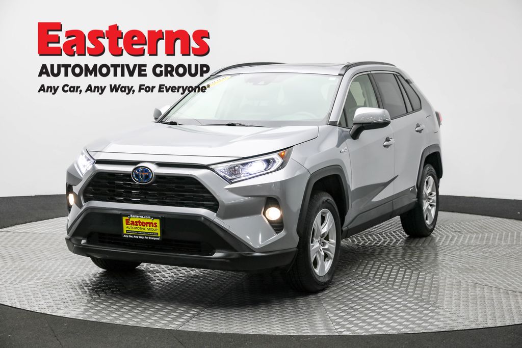 2020 Toyota RAV4 XLE