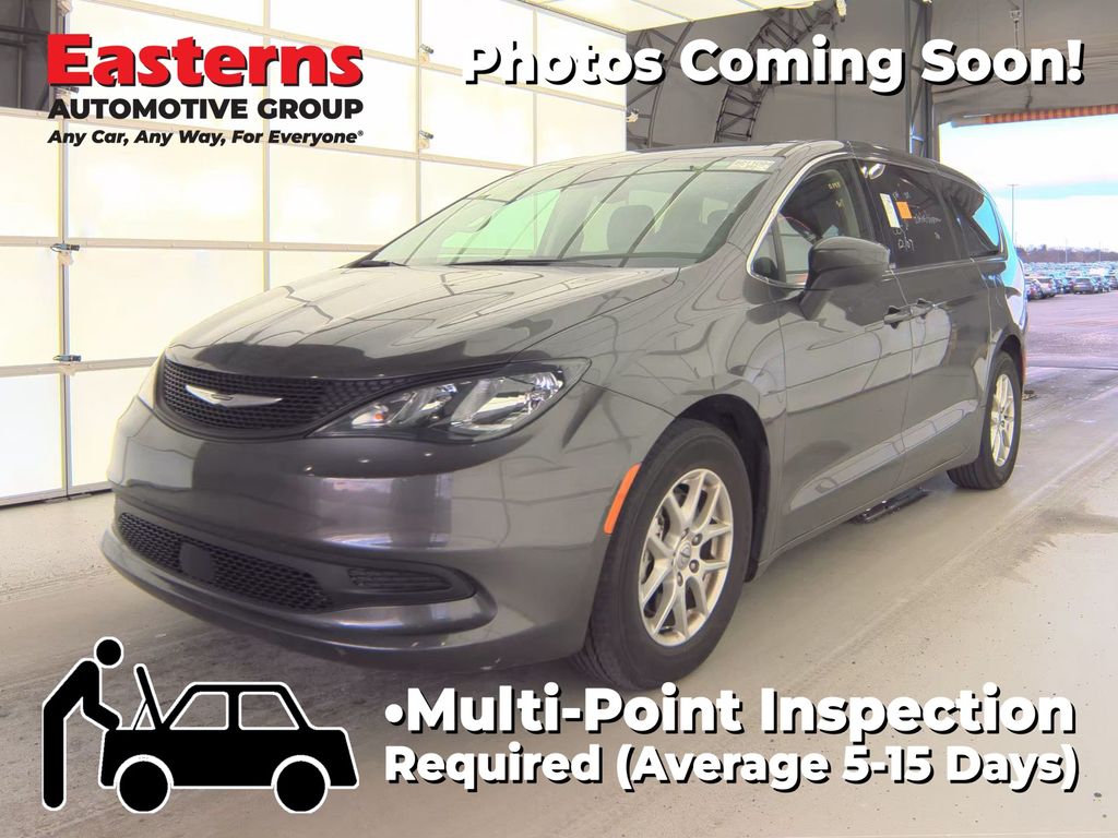 2023 Chrysler Voyager Voyager LX Minivan/Van's photo