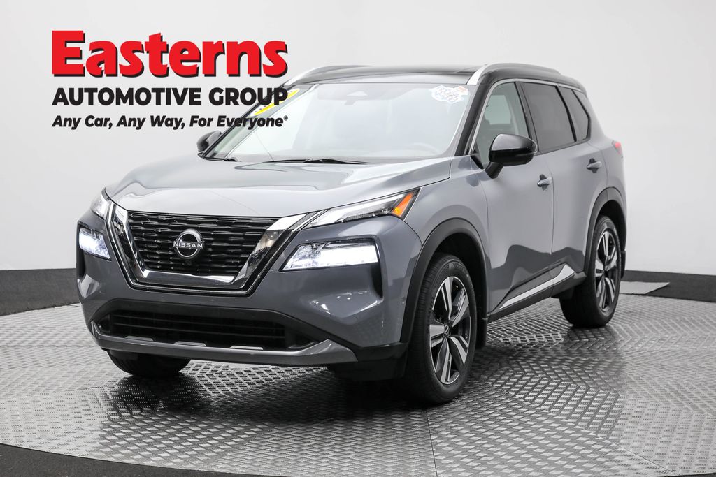 2023 Nissan Rogue SL's photo