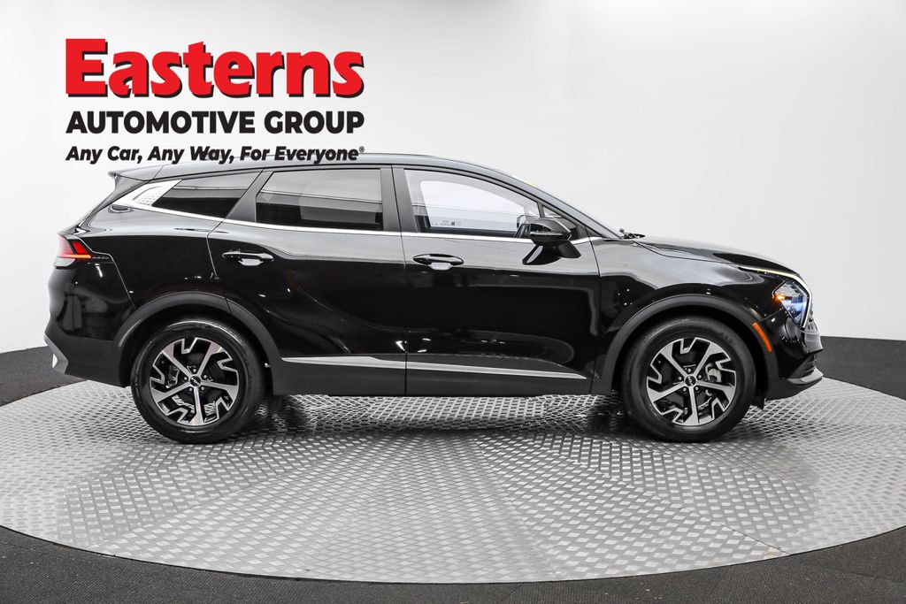 2023 Kia Sportage EX photo 4