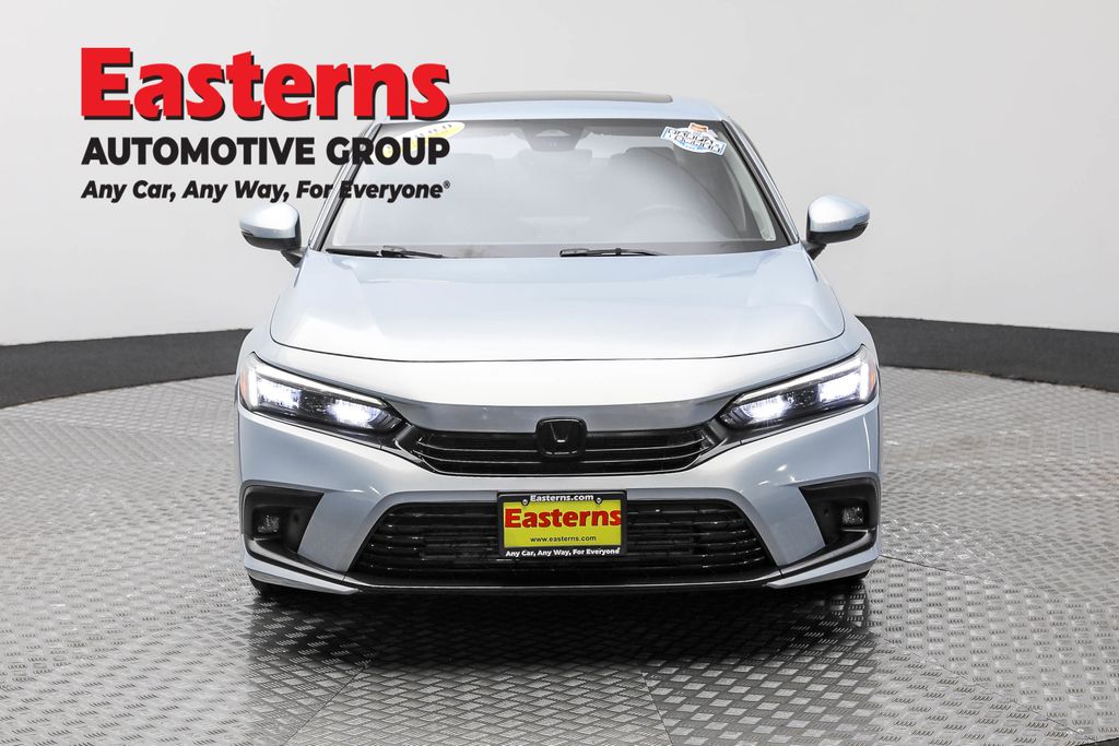 2022 Honda Civic Touring photo 2