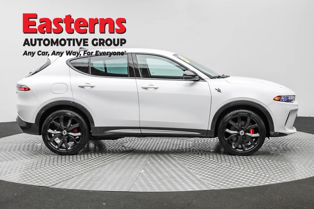 2024 Dodge Hornet R/T photo 4