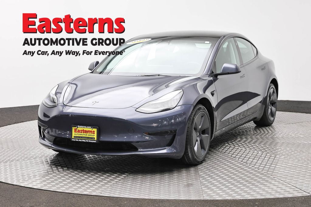2023 Tesla Model 3 -'s photo