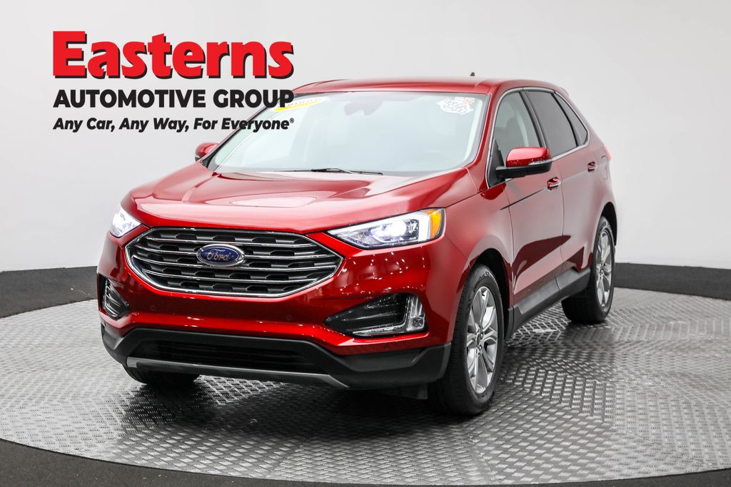 2024 Ford Edge Titanium's photo