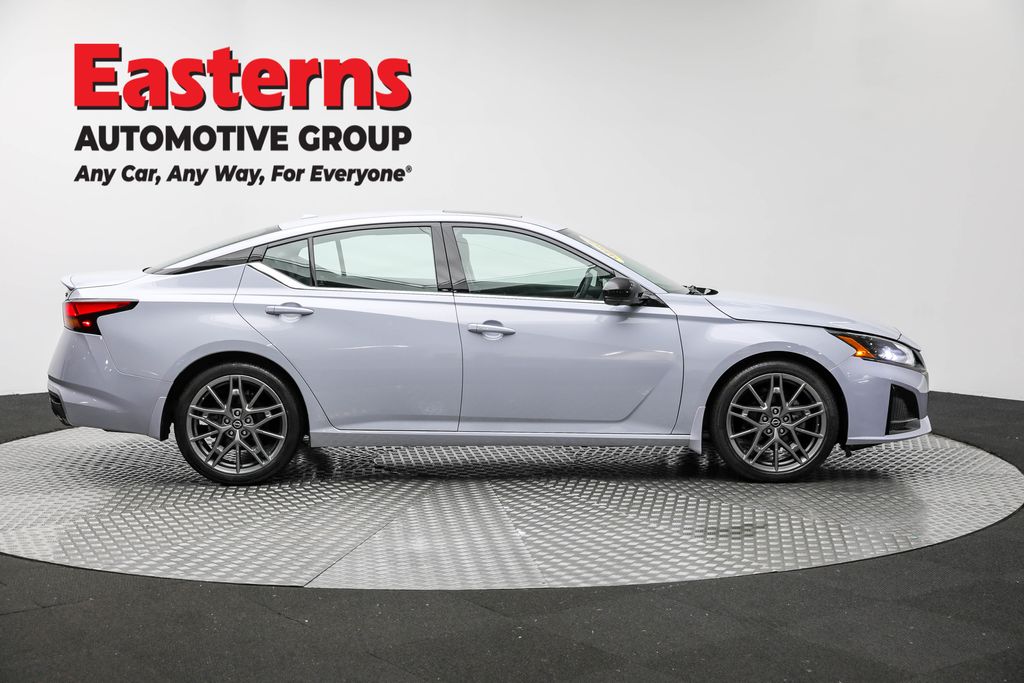 2023 Nissan Altima 2.5 SL photo 4