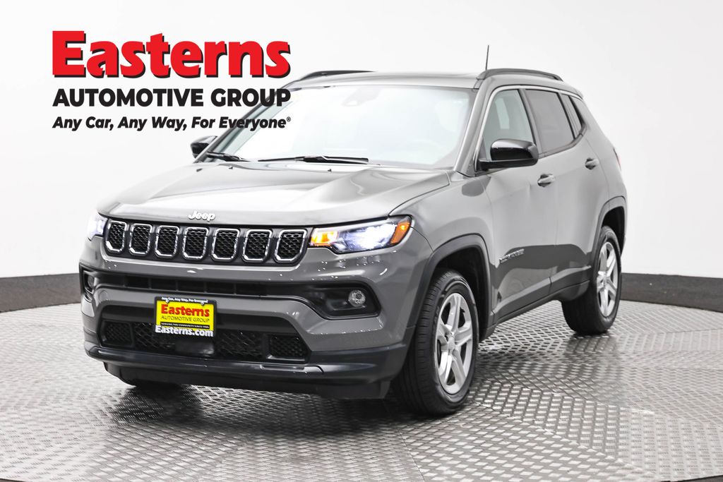 2023 Jeep Compass Latitude 4X4's photo