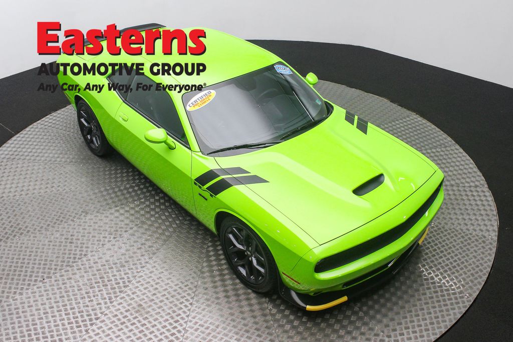 2023 Dodge Challenger R/T photo 3