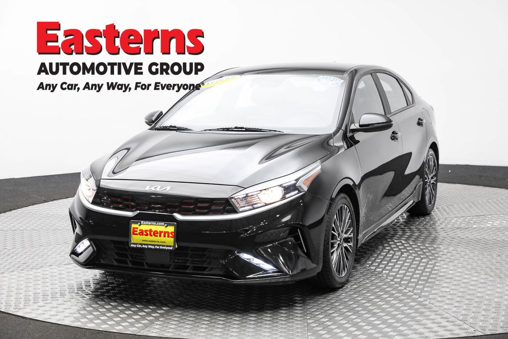 2022 Kia FORTE GT-Line