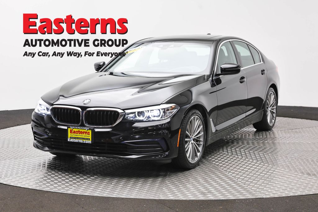 2019 BMW 5 Series 530i xDrive Sedan's photo