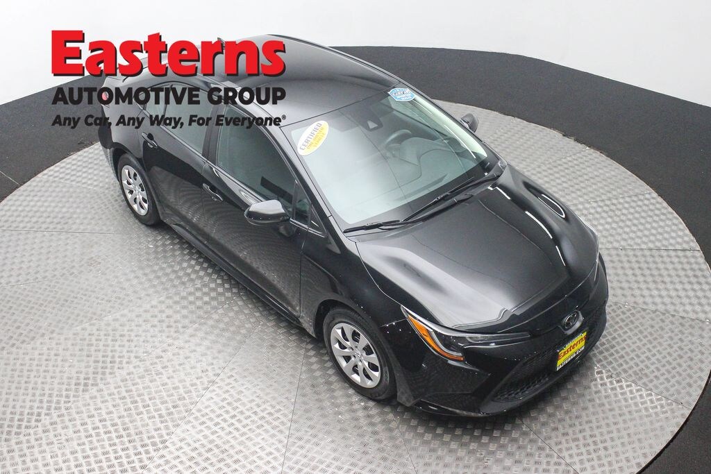 Used 2022 Toyota Corolla LE Sedan