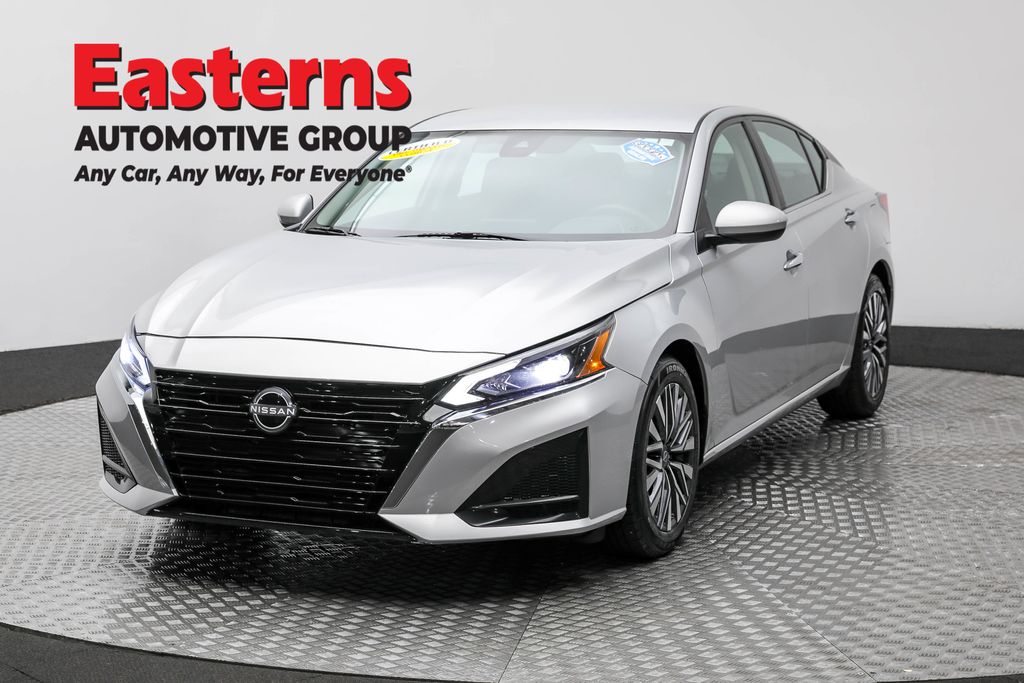 2023 Nissan Altima SV