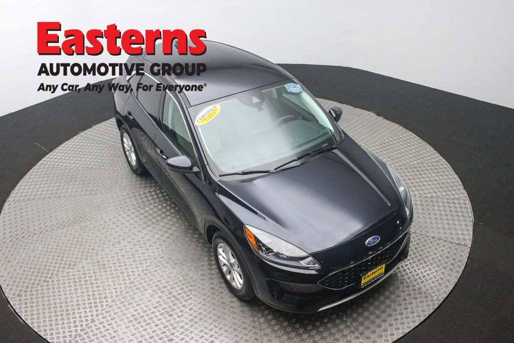 Used 2021 Ford Escape Hybrid SE SUV