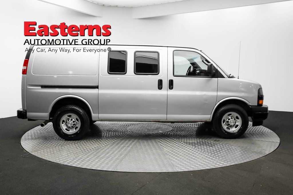2018 Chevrolet Express 2500 Work Van Cargo photo 4