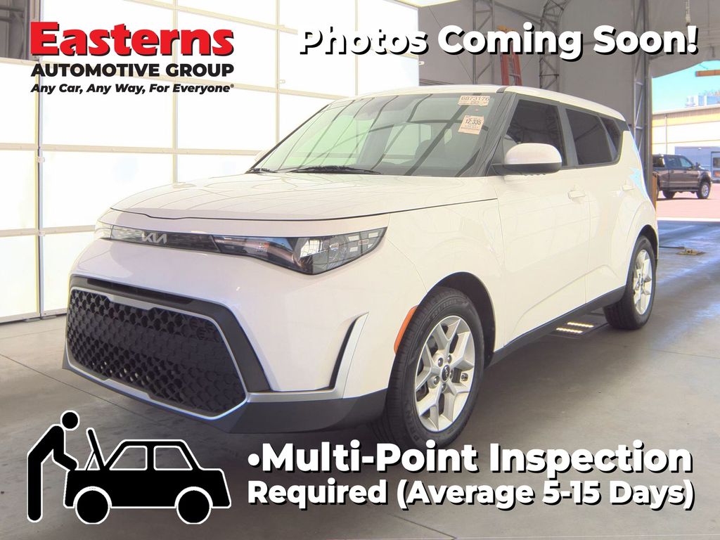 2023 Kia Soul 2.0L LX IVT's photo