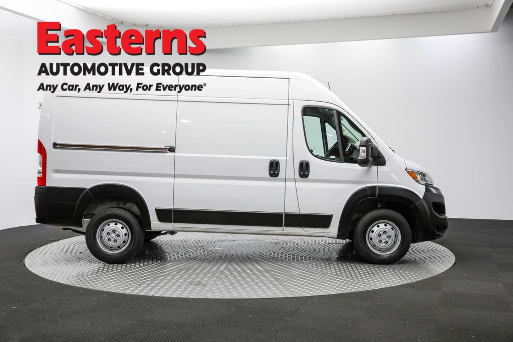 2023 Ram ProMaster 1500 Base Cargo Van photo 4