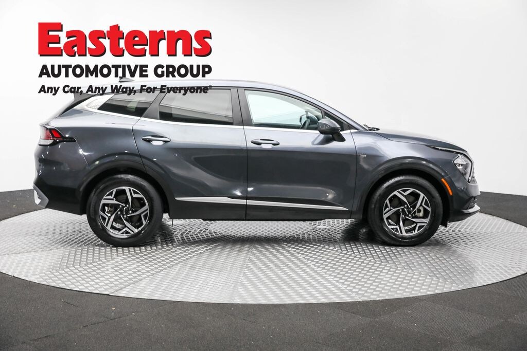 Used 2023 Kia Sportage LX SUV