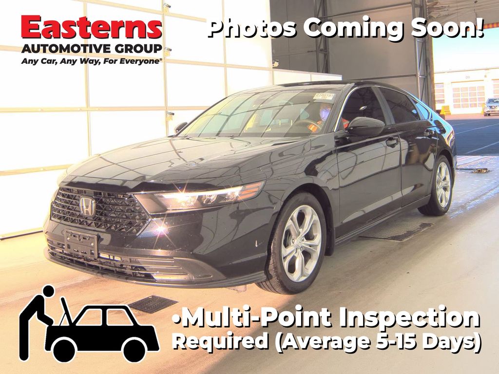 2024 Honda Accord LX's photo