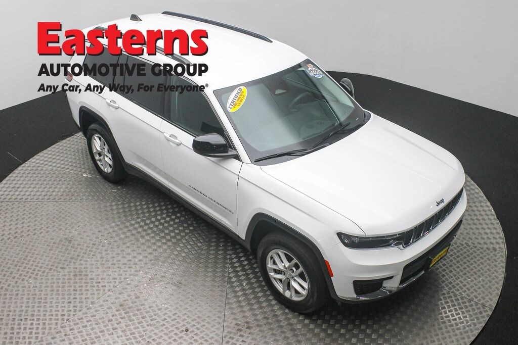 Used 2023 Jeep Grand Cherokee L Laredo SUV