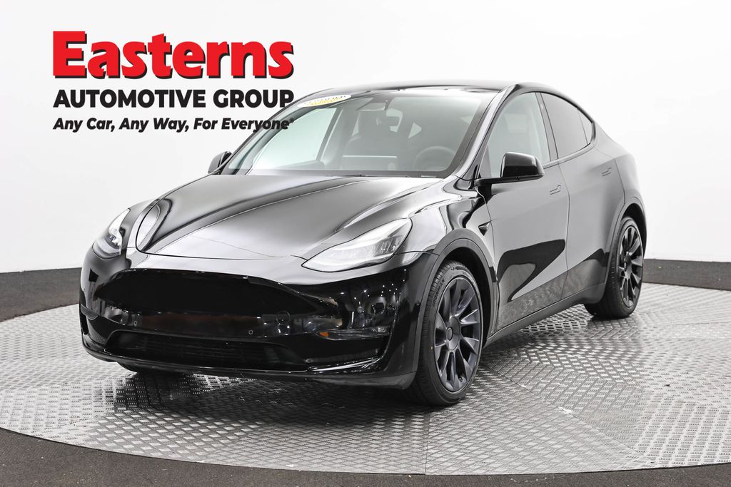 2022 Tesla Model Y Long Range Dual Motor All-Wheel Drive's photo