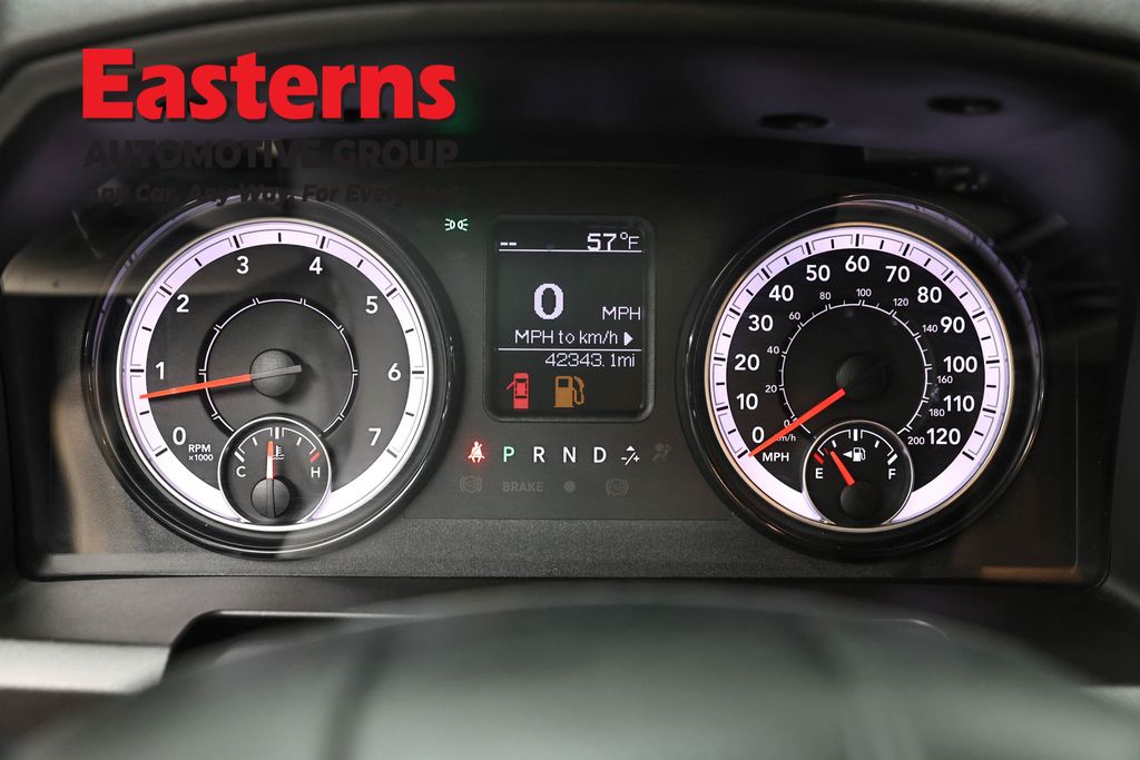 2024 RAM Ram 1500 Classic SLT - Photo 17