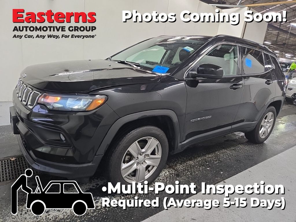 2022 Jeep Compass Latitude's photo