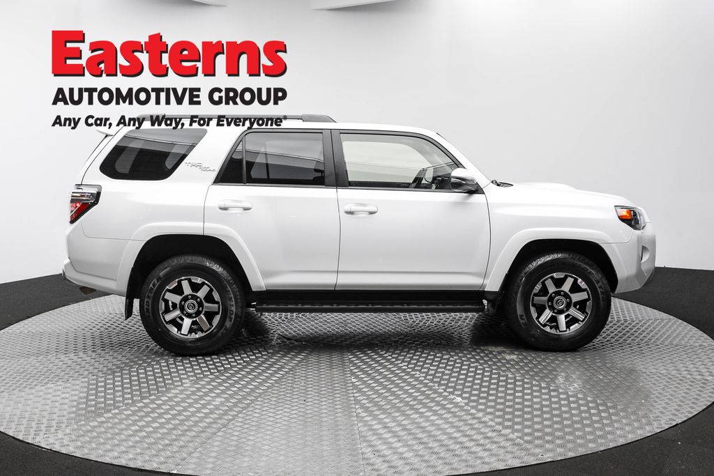 2024 Toyota 4Runner TRD Off-Road Premium photo 4